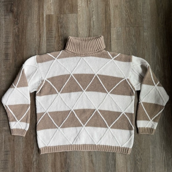 Milano Sweaters - Vintage Milano Sweater Medium